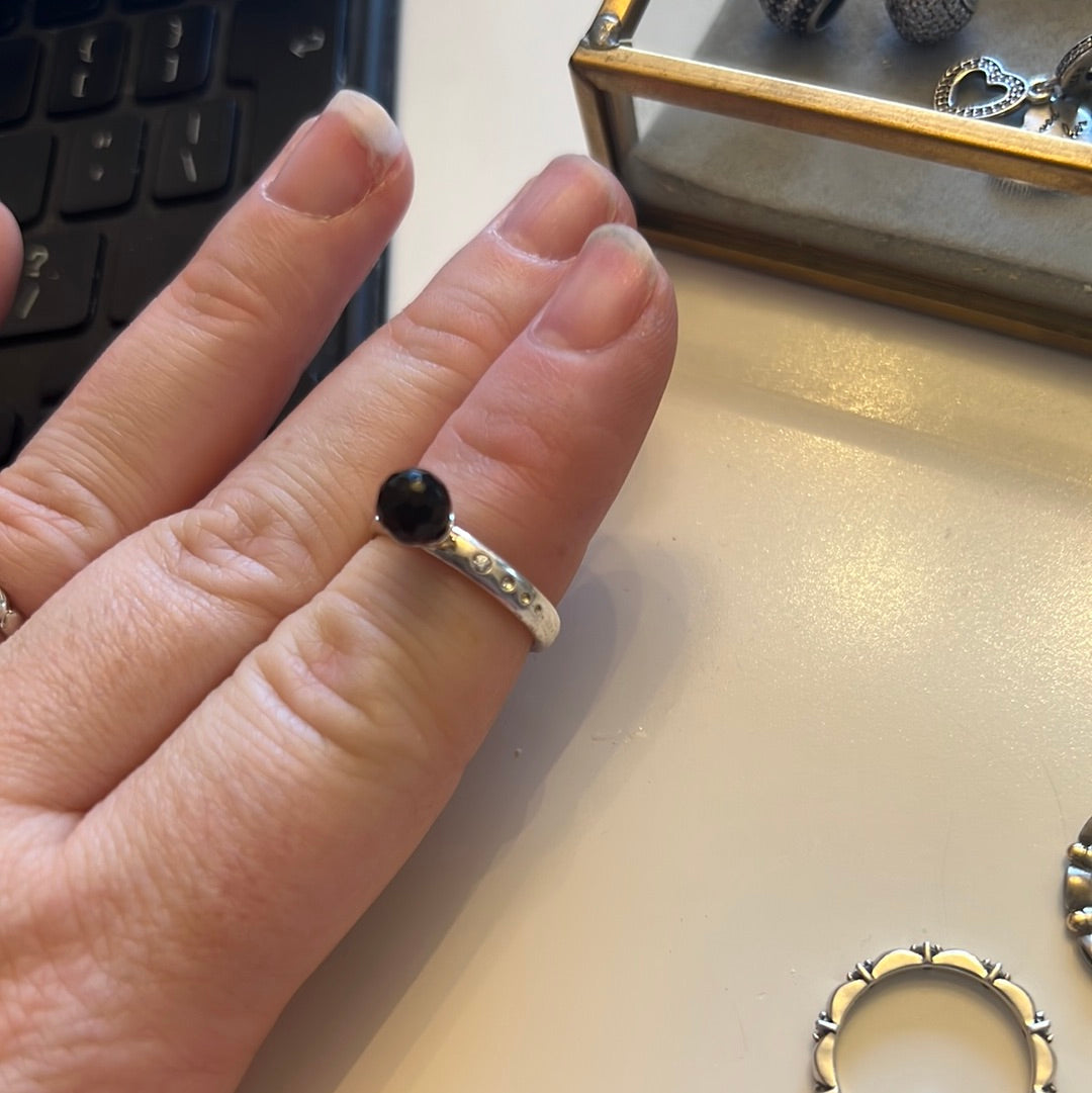 Genuine SPINNING Sterling Silver CZ and Onyx Ring 48