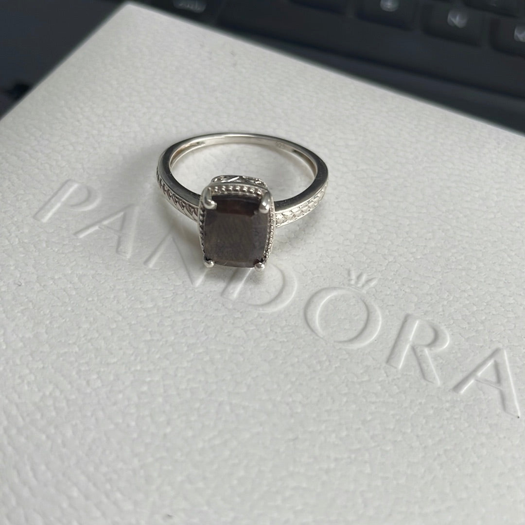 Unbranded But Beautiful Brown Stone Ring 54