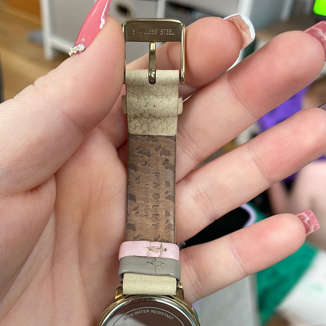 Genuine Radley Gold Watch Scottie Dog In a Teacup Watch READ DESCRIPTION