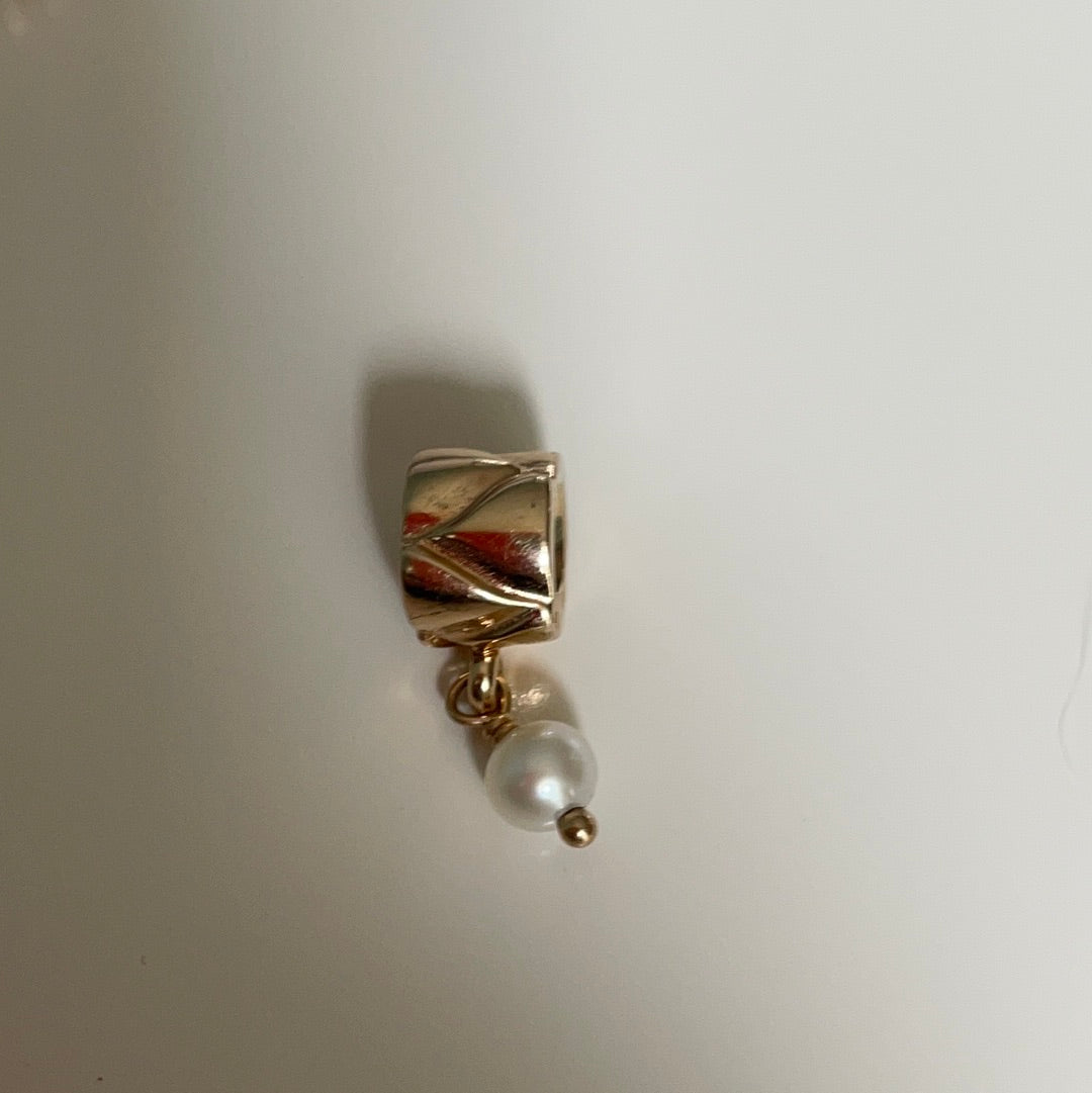 Genuine Pandora Solid 14ct Gold White Freshwater Pearl Dangle SUPER RARE HTF