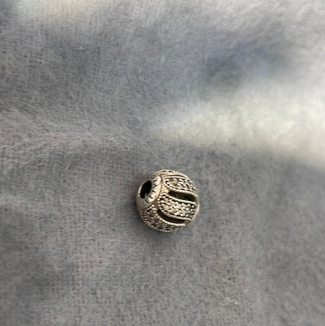 Genuine Pandora Essence Charm Loyalty Pave