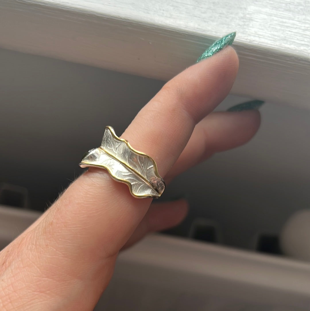 Sterling Silver Green Stoned Enamel Leaf Ring Open Size 58