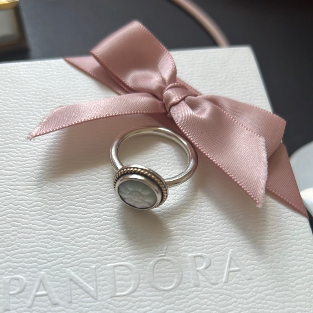 Genuine Pandora Retired Two Tone Gold Rope Mother of Pearl Ring 54