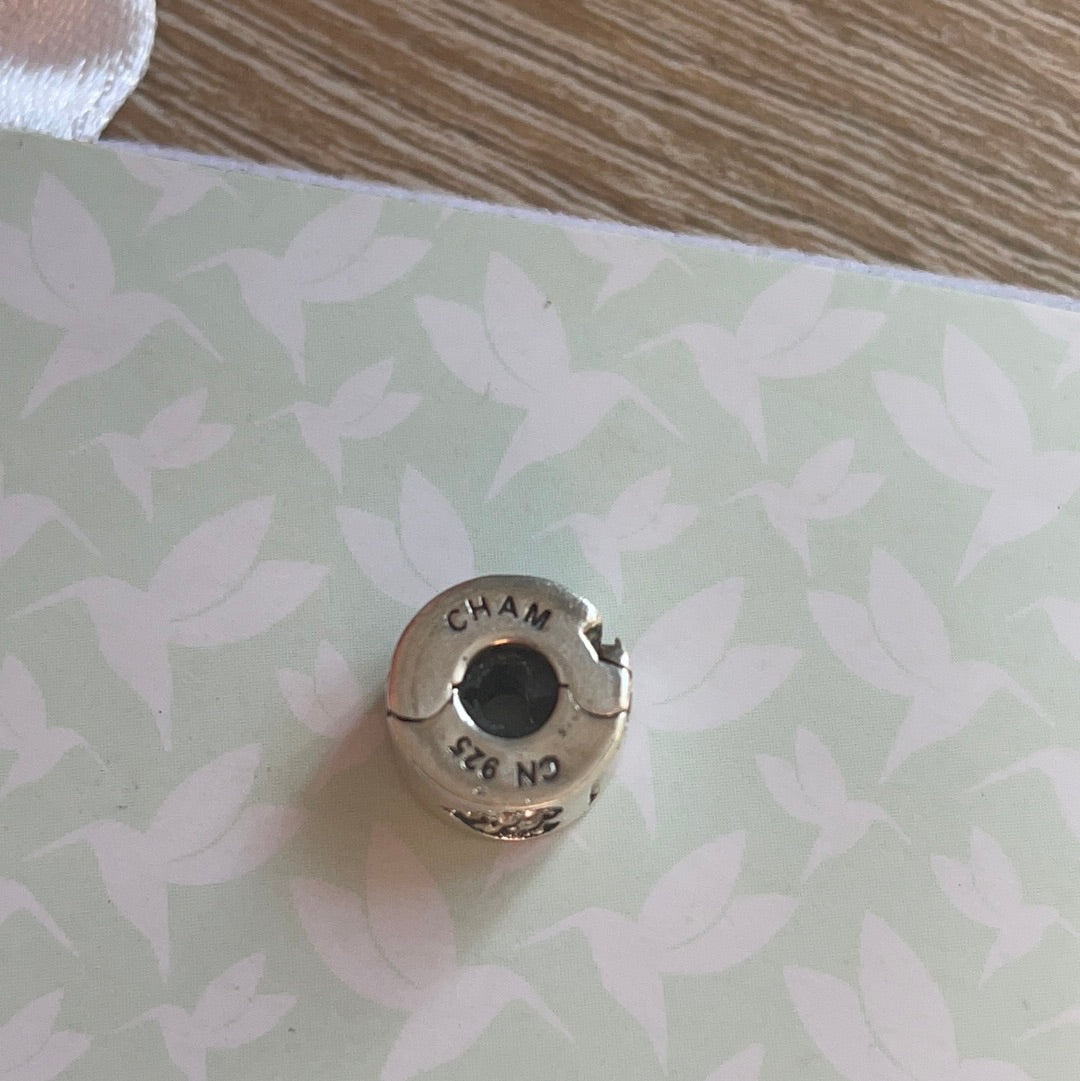 Genuine Chamilia Pave Heart Silicone Clip Charm