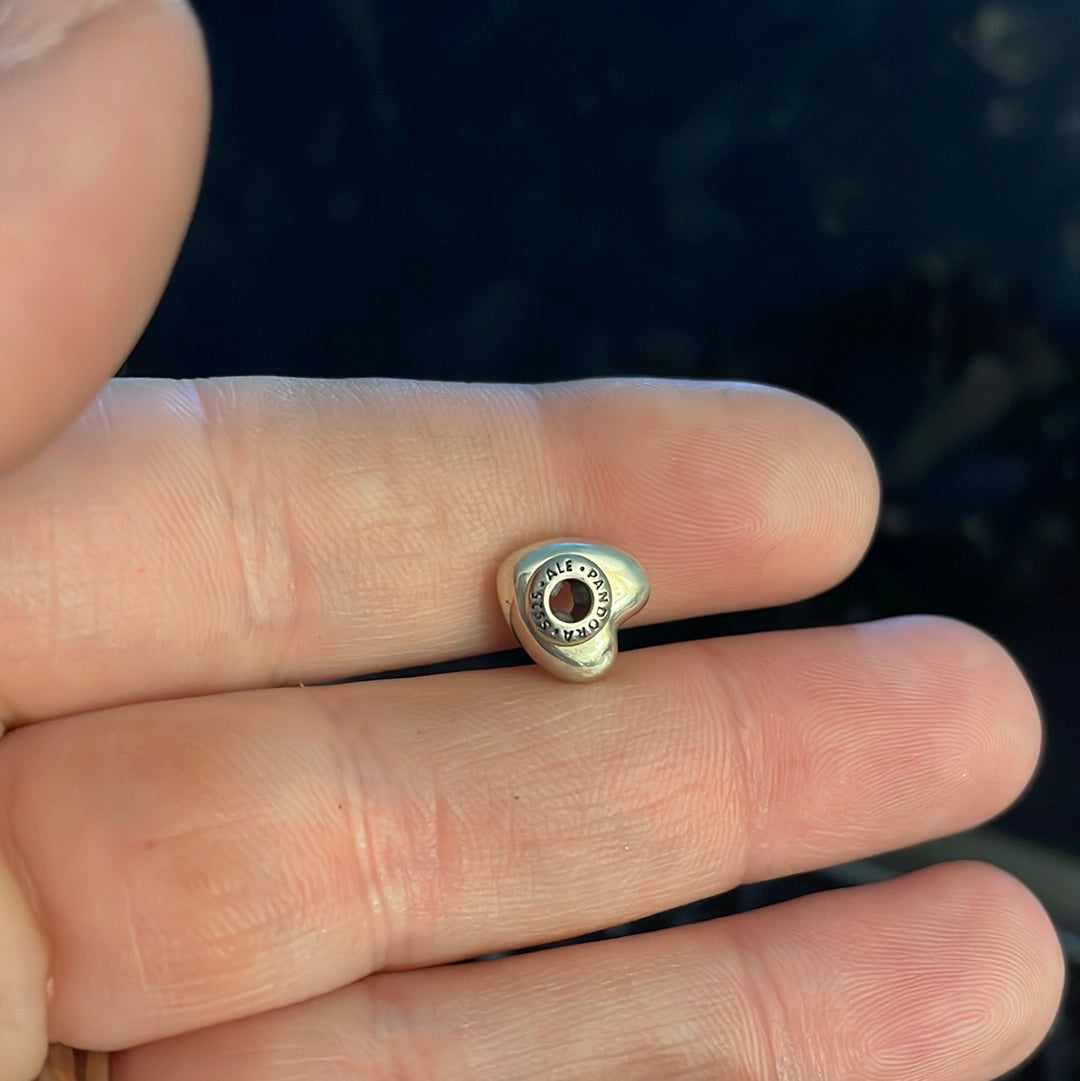 Genuine Pandora Essence Charm Spacer Follow your Heart Charm / Rose Gold