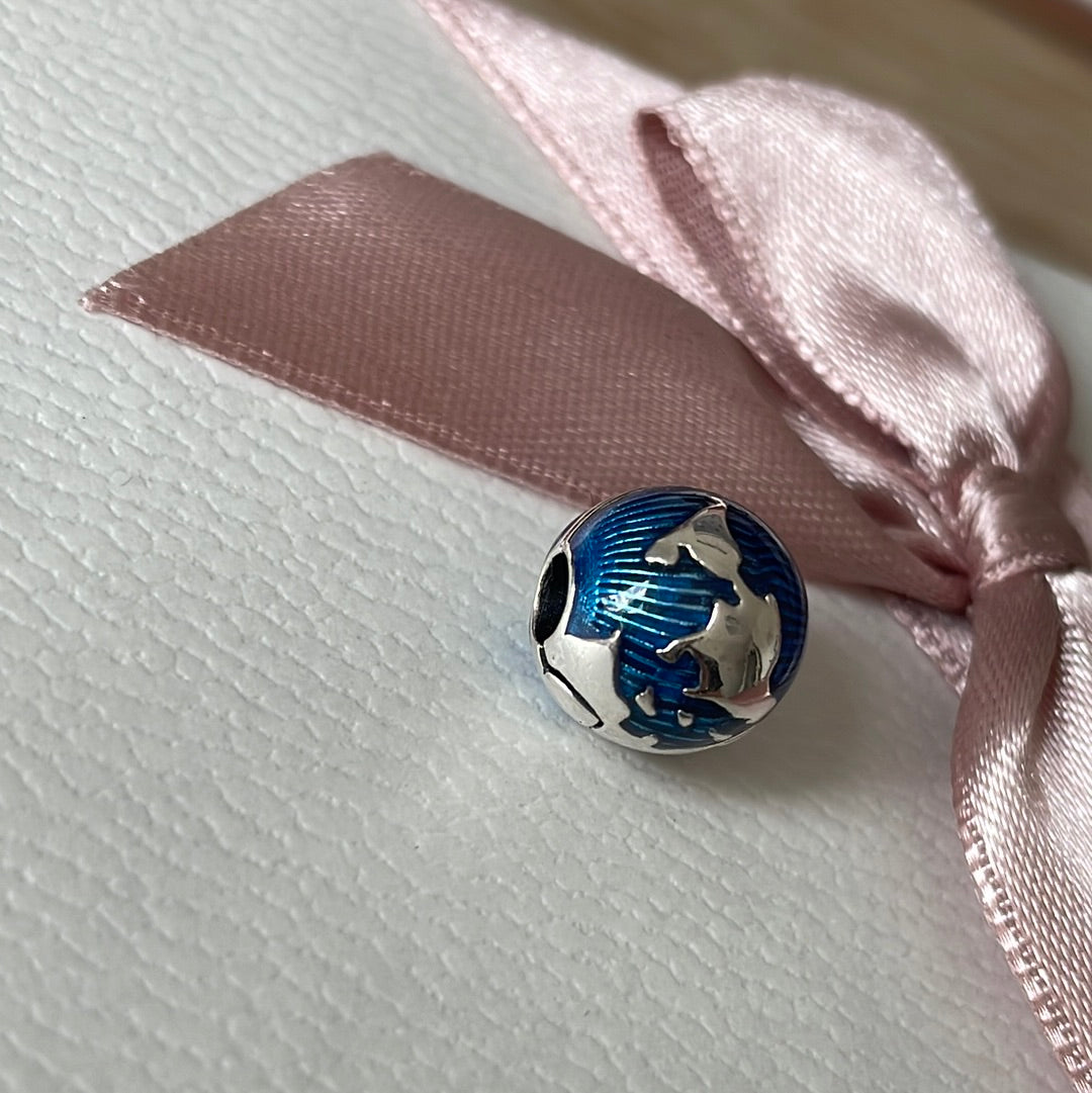 Genuine Pandora New Style Enamel World / Earth Retired Clip