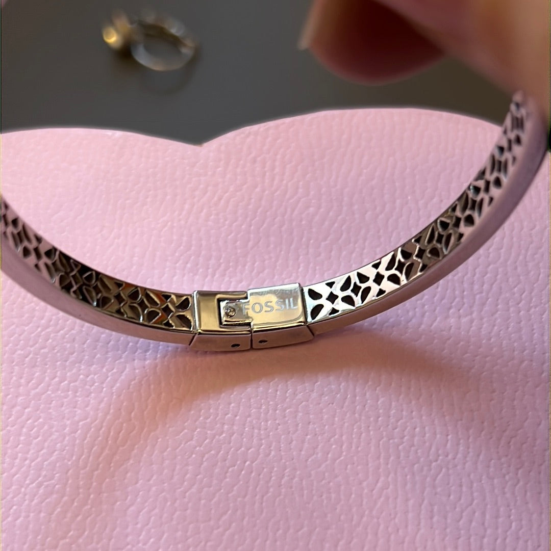 Fossil Steel Beautiful Openwork Bangle 18cm Hinged