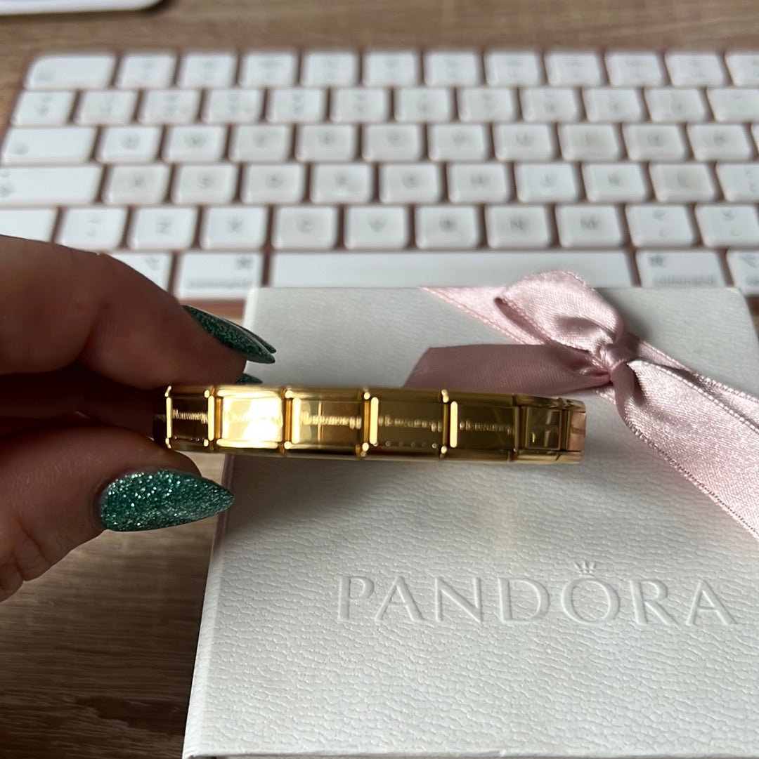 Genuine Nominations Gold Link Bracelet 17 Links