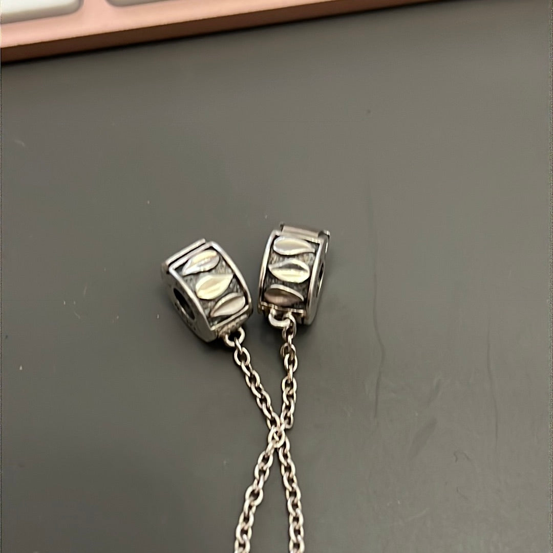 Genuine Chamilia Safety Leaf Chain Clip Fits Pandora Moments