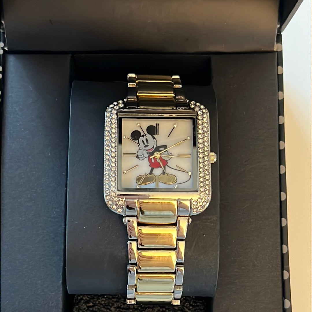 Brand New Disney Large Mickey Mouse Watch Beautiful!