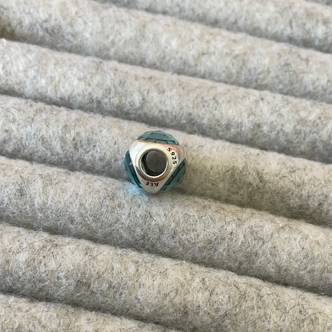 Genuine Pandora Radiant Silver Grey Droplet Stone, Three Stone Charm
