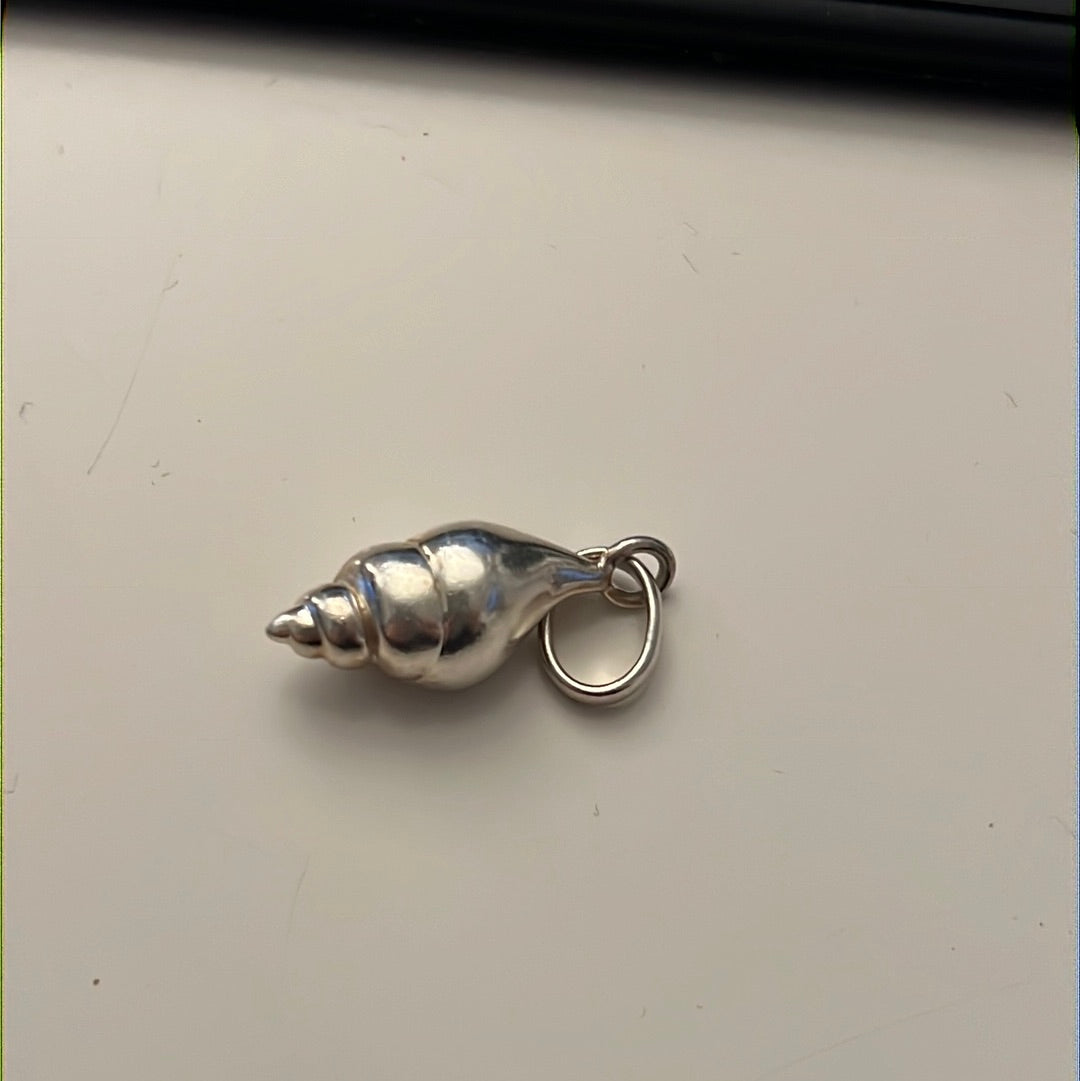 Genuine Links of London Sterling Silver Shell With Pearl Charm fits on Sweetie Bracelet