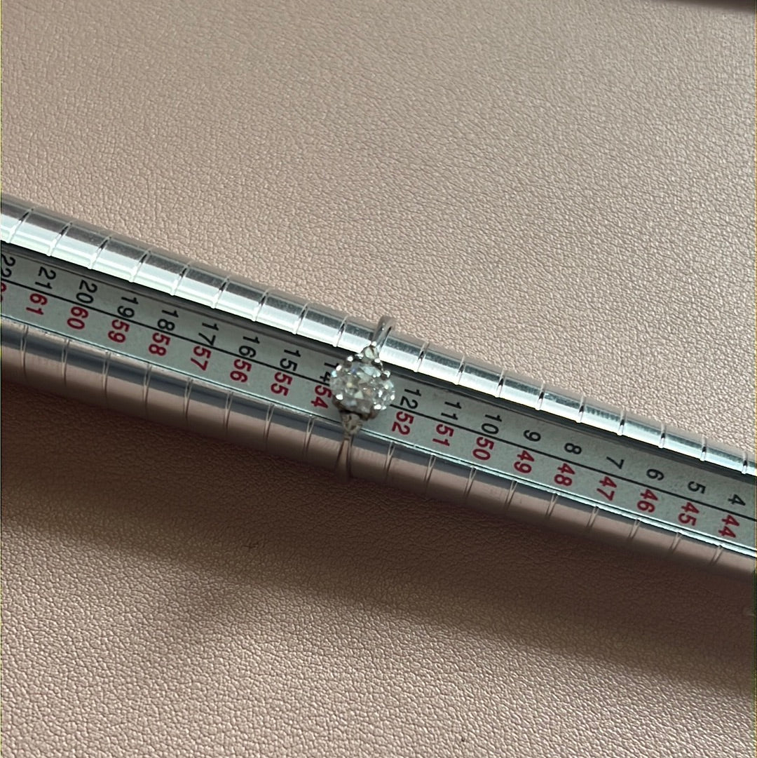 Sterling Silver Oval and Princess Cut CZ Ring Size 53