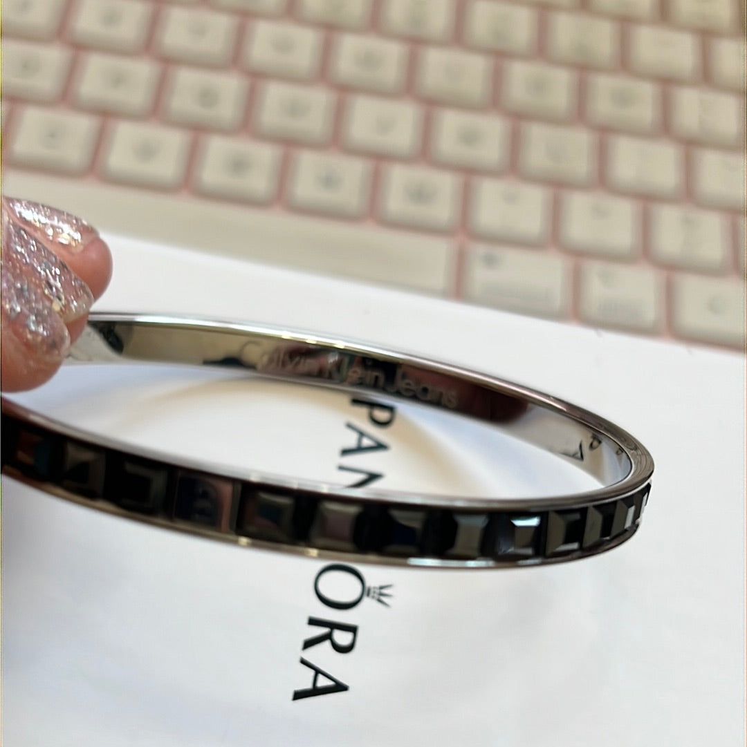 Genuine Calvin Klein Black Stone Size Medium Bangle
