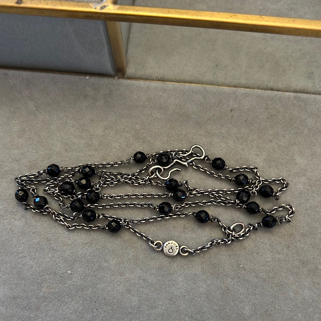 Genuine Pandora RARE and Beautiful Onyx Stones Toggle Necklace