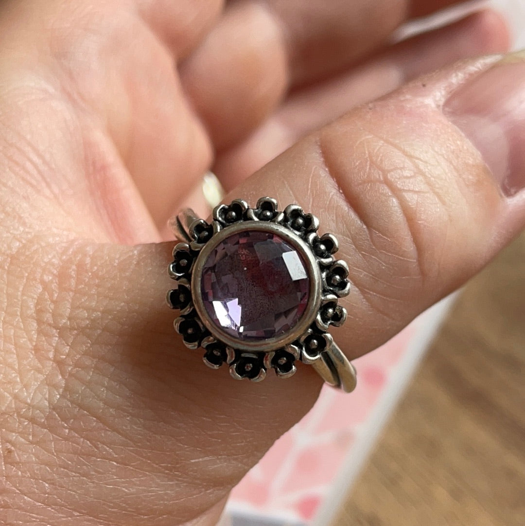 Genuine Pandora Purple Floral Elegance Stone Ring Size 62 HTF