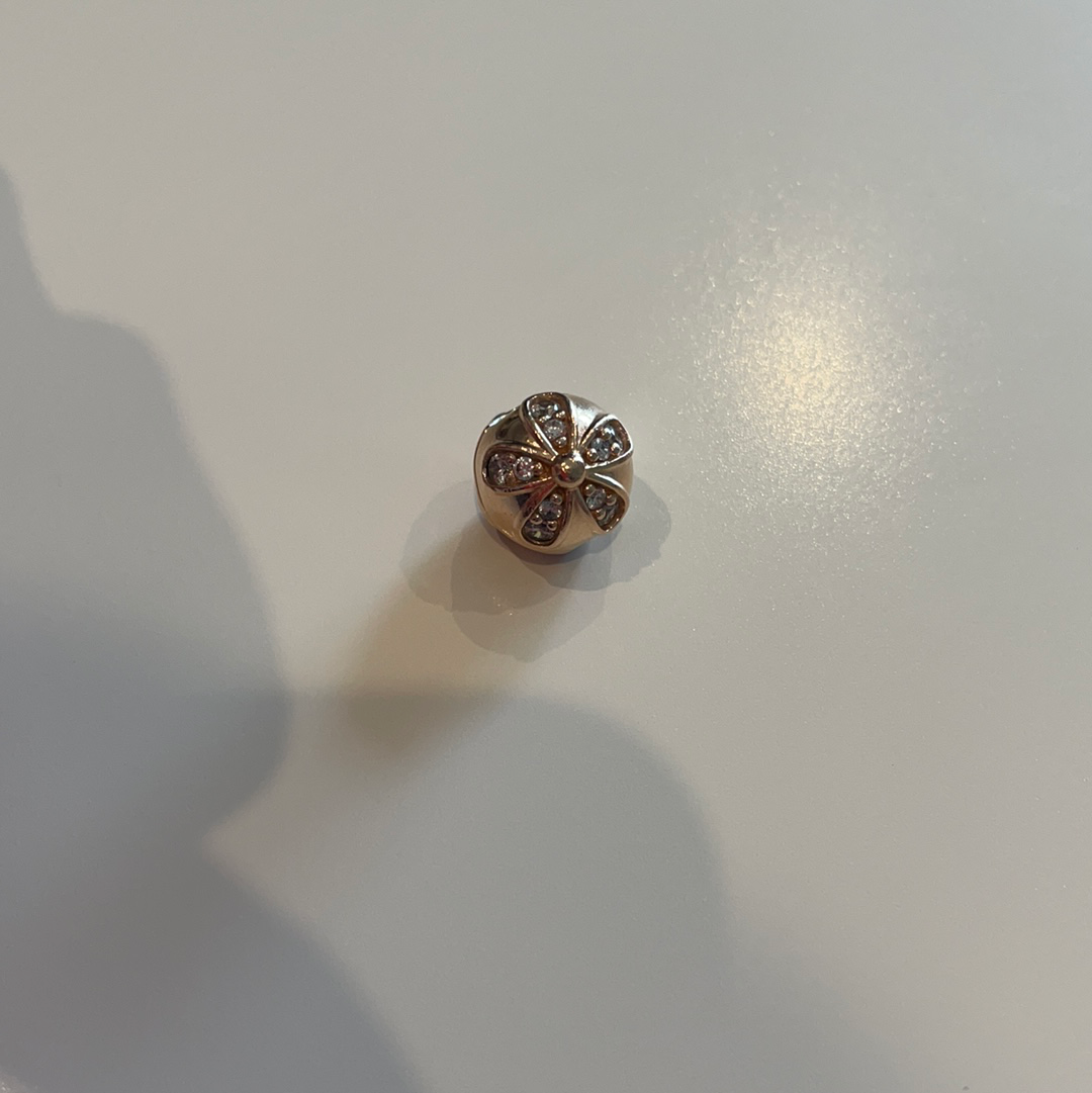 Genuine Rose Gold Pandora Pave Daisy Clip