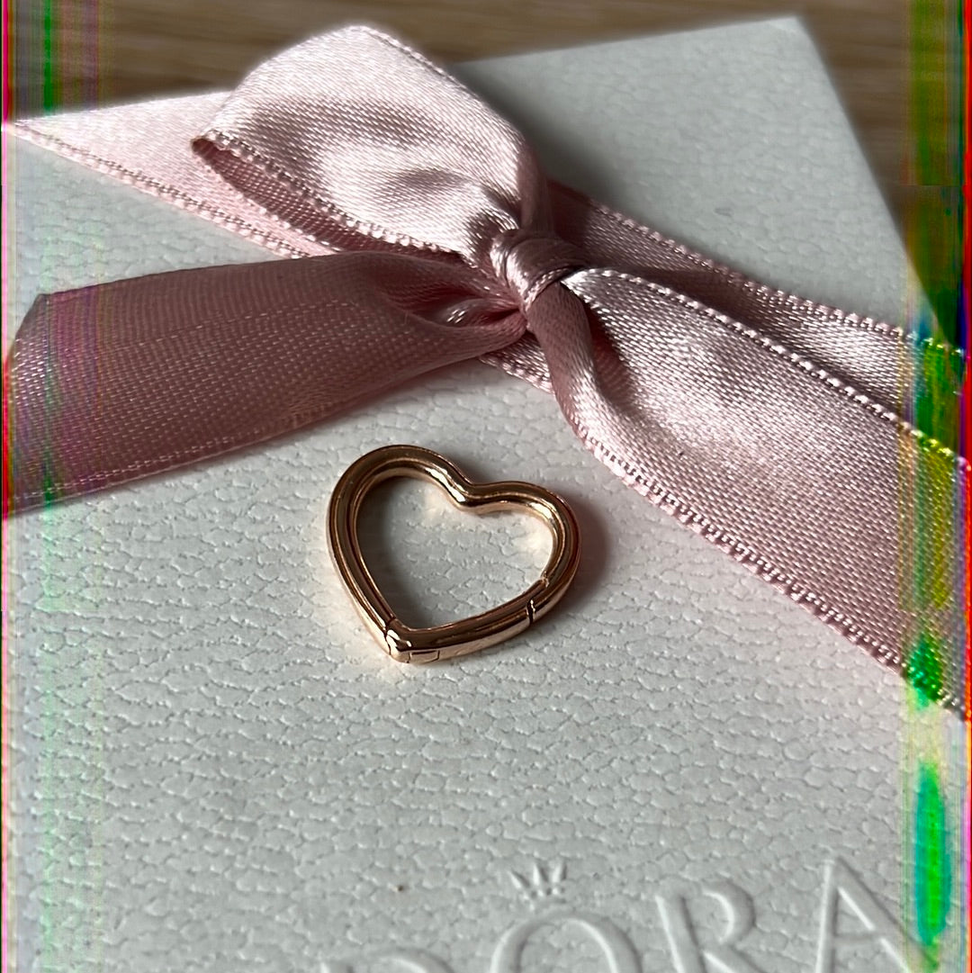 Genuine Pandora Me Rose Gold Heart Connector for charms stacking