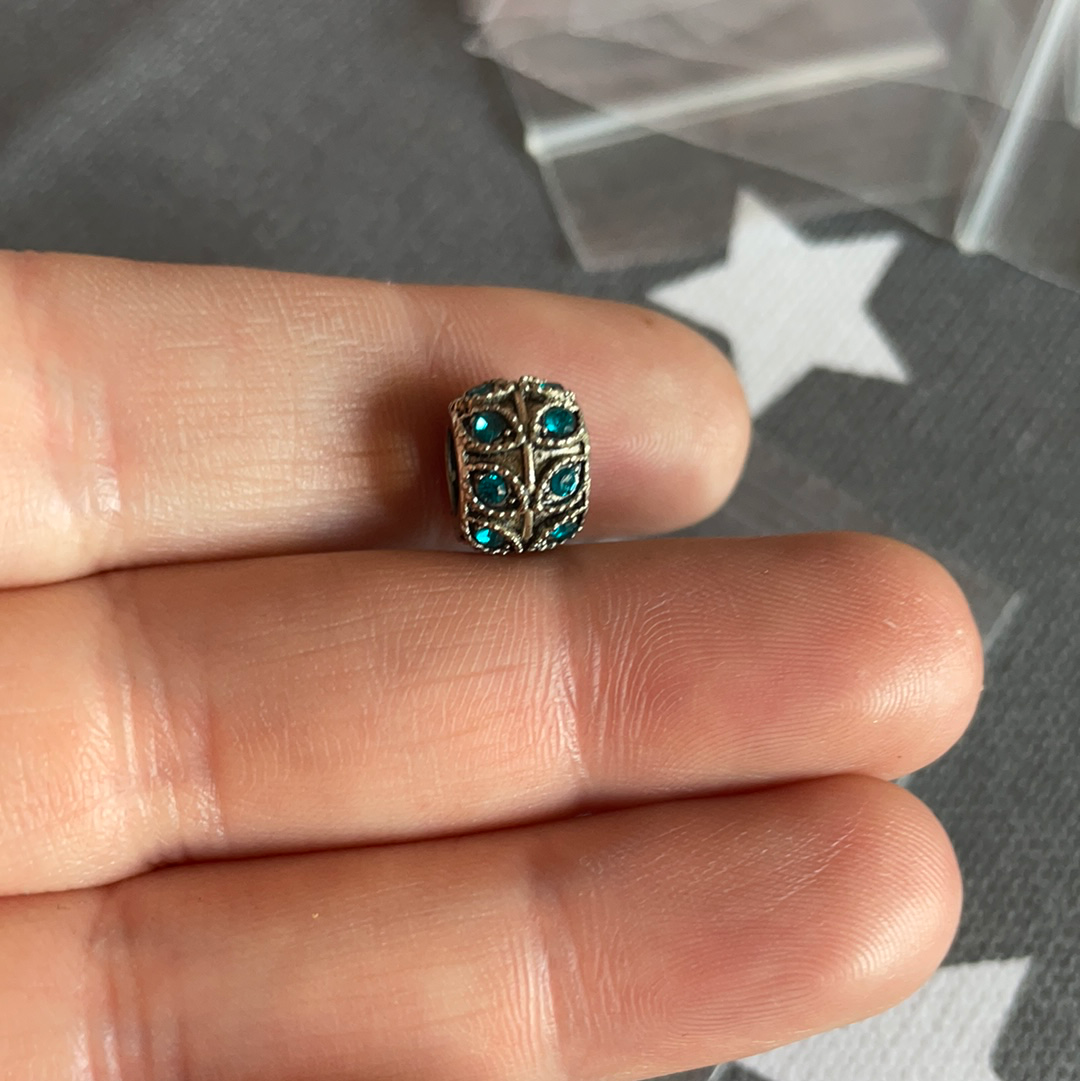 Unbranded Blue Green Leaves Charm Cute
