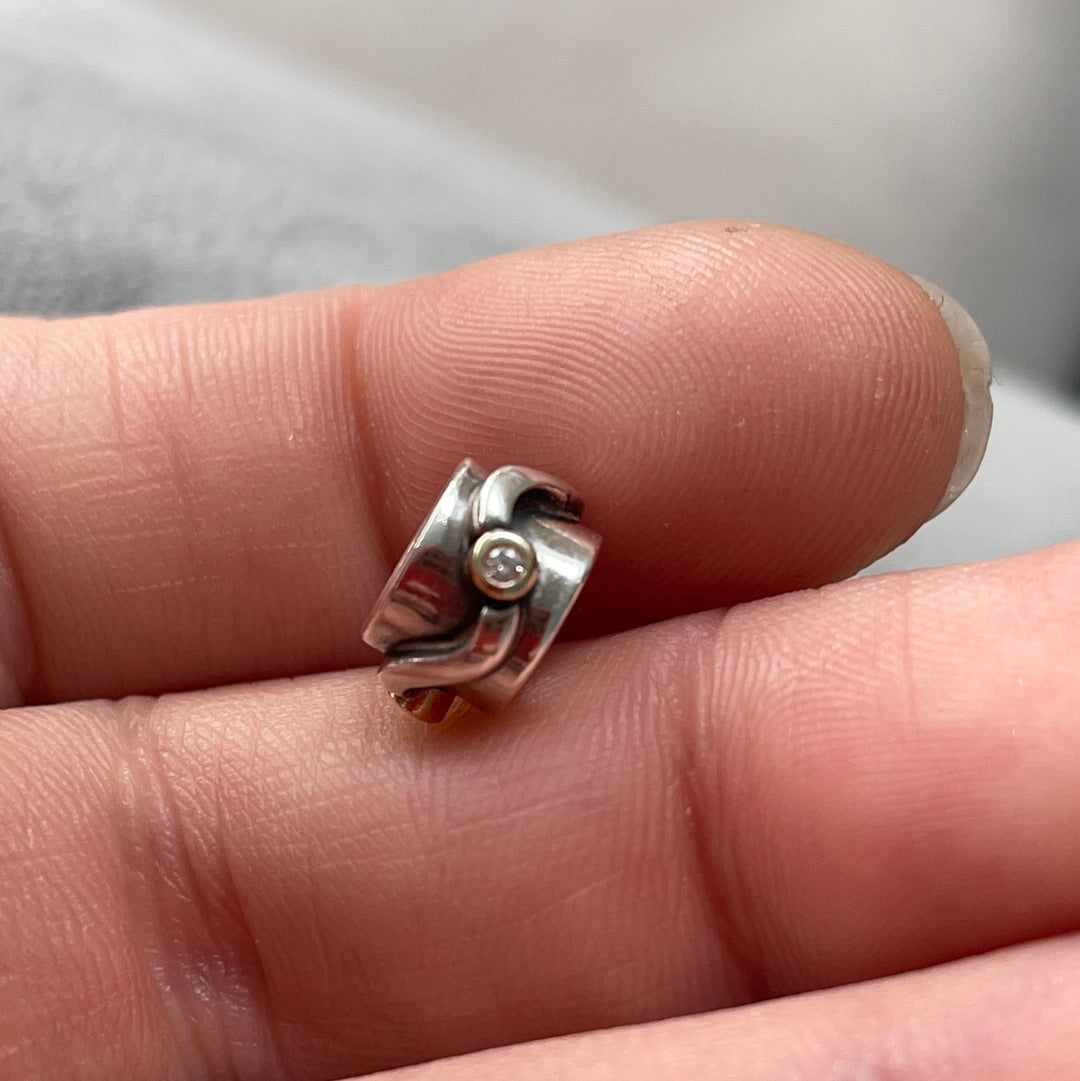Genuine Pandora Two Tone VERY RARE Diamond Wavy Line Charm