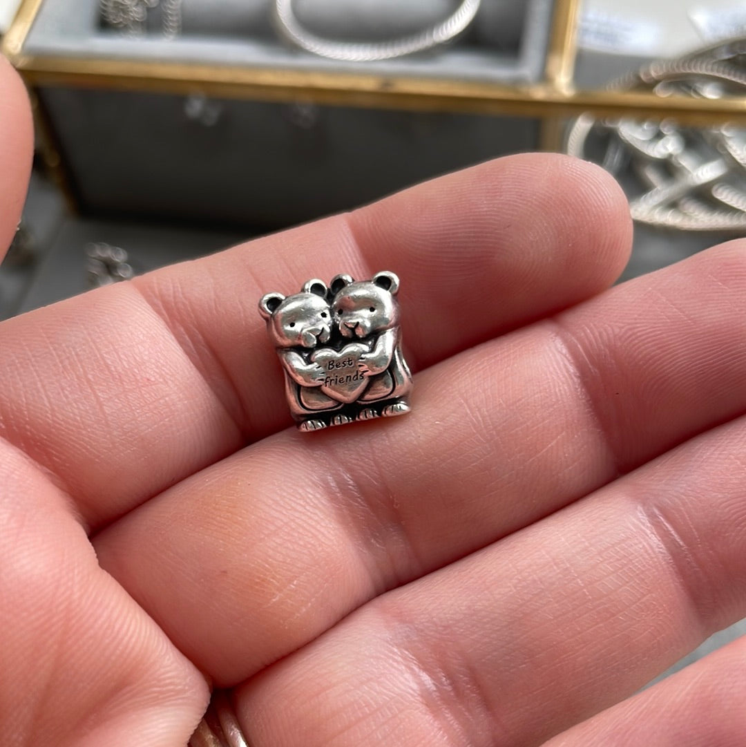 Genuine Pandora Bears Charm Holding Best Friends Heart