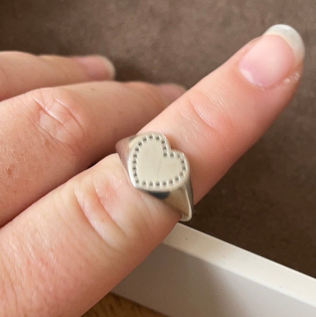 Genuine Pandora Heart Signet Ring Size 56
