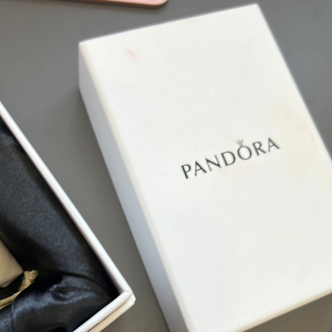 Genuine Pandora Christmas Porcelain 2017 Bell Club Bauble