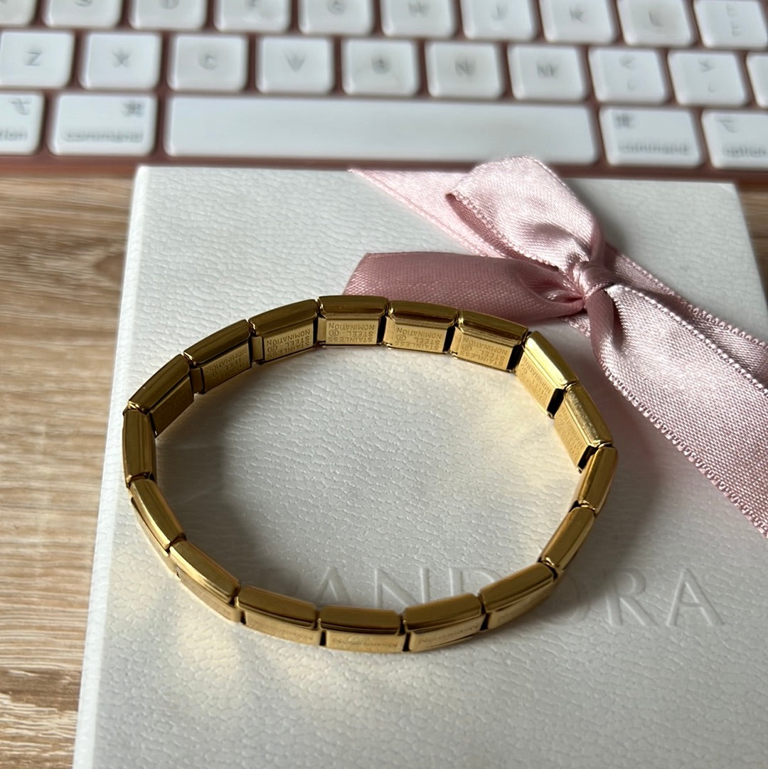 Genuine Nominations Gold Link Bracelet 17 Links