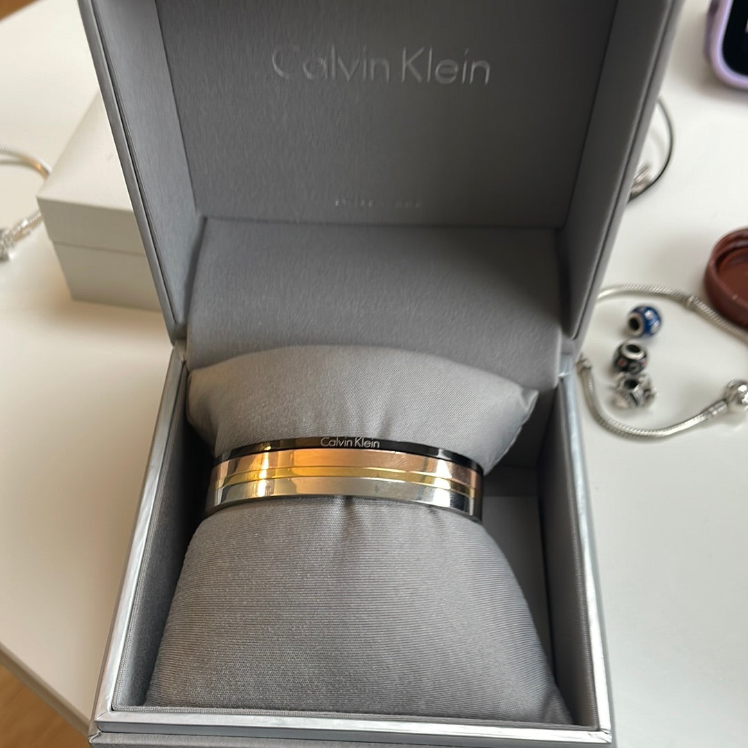 Genuine Calvin Klein 4 x Bangle Set with Box Size Small