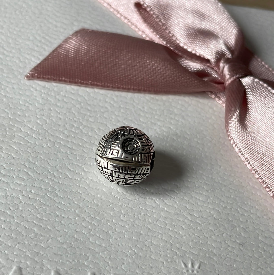 Genuine Pandora Brand New Star Wars Death Star Clip