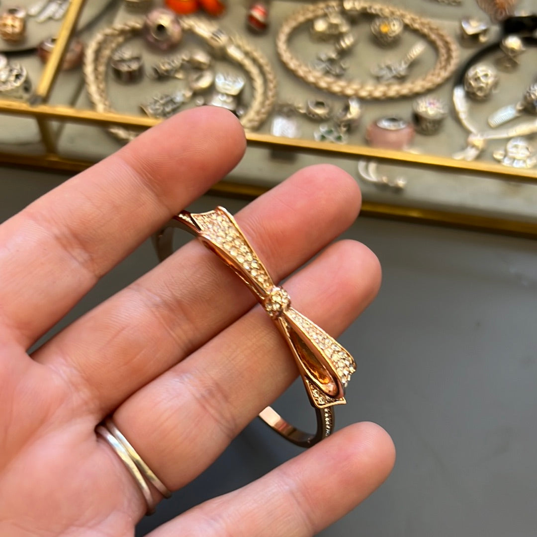 Genuine Kate Spade Beautiful Pave Rose Gold Hinged Bangle Size 18cm