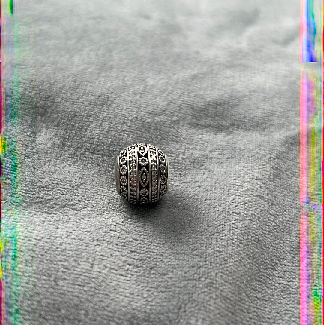 Genuine Pandora Beautiful Openwork Pave Abstract Charm