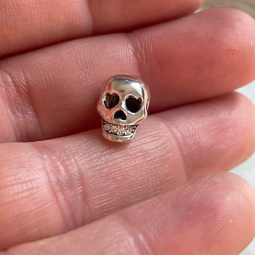 Genuine Chamilia Pave Skull Halloween Charm