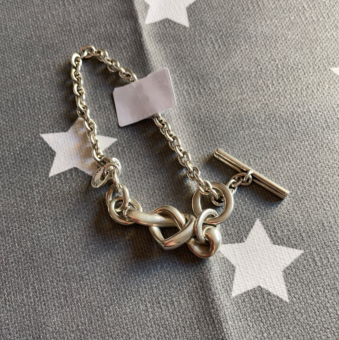 Genuine Pandora Chain Bracelet New Style Twisted Heart T Clasp 18cm