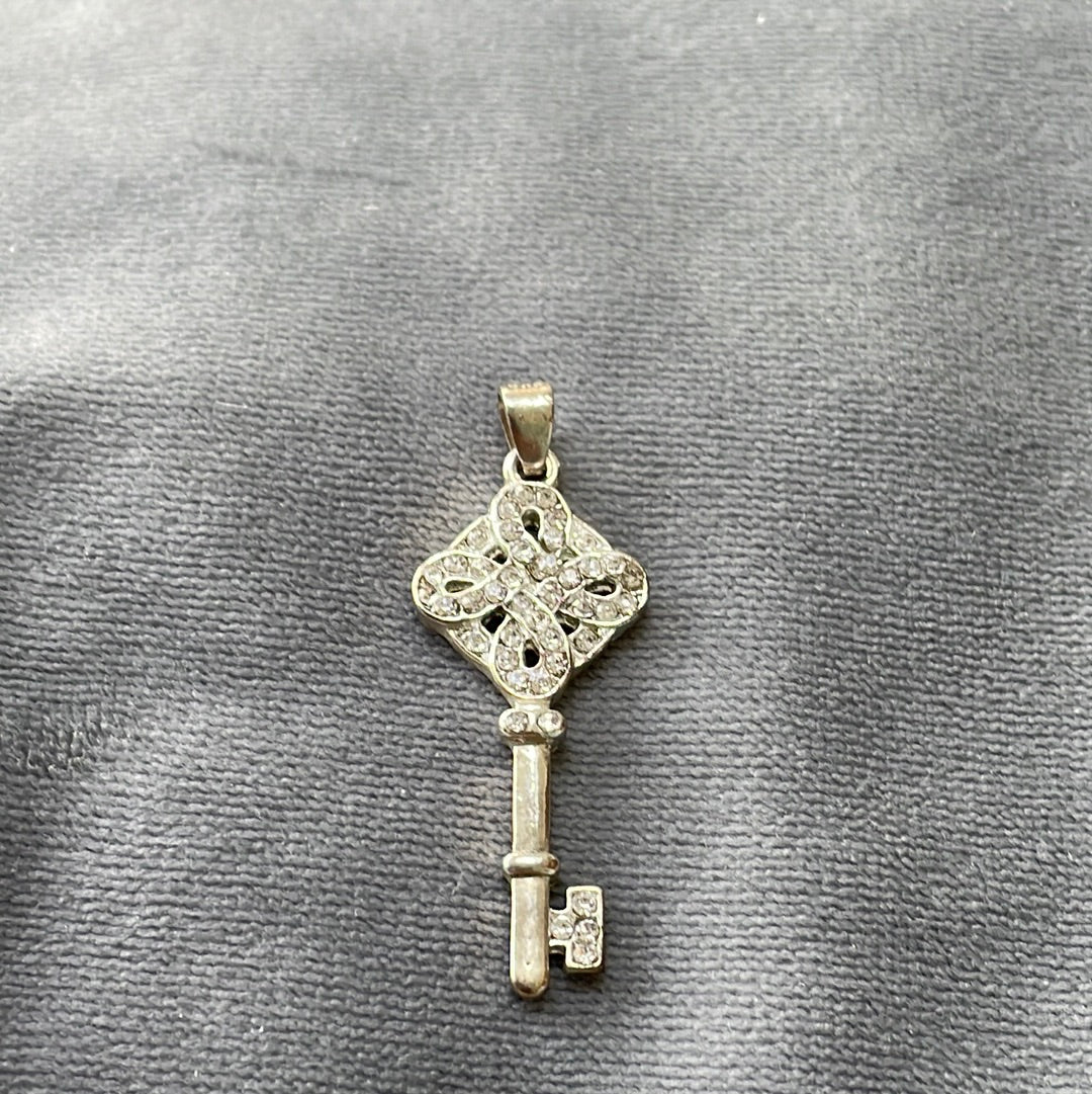 Sterling Silver Pave CZ Pave Celtic Key Necklace Pendanr