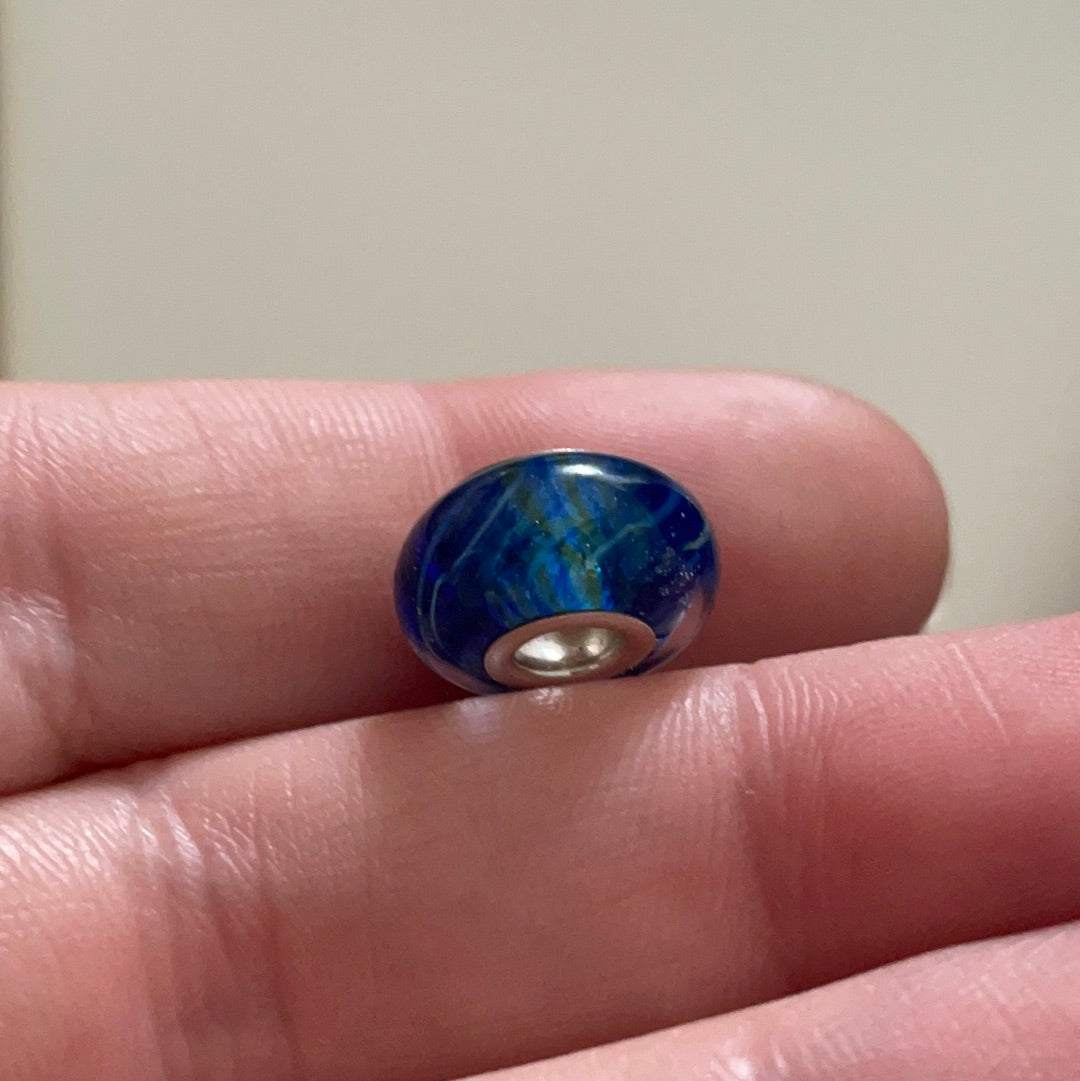 Genuine Chamilia Murano Blue Line Iridescent Charm