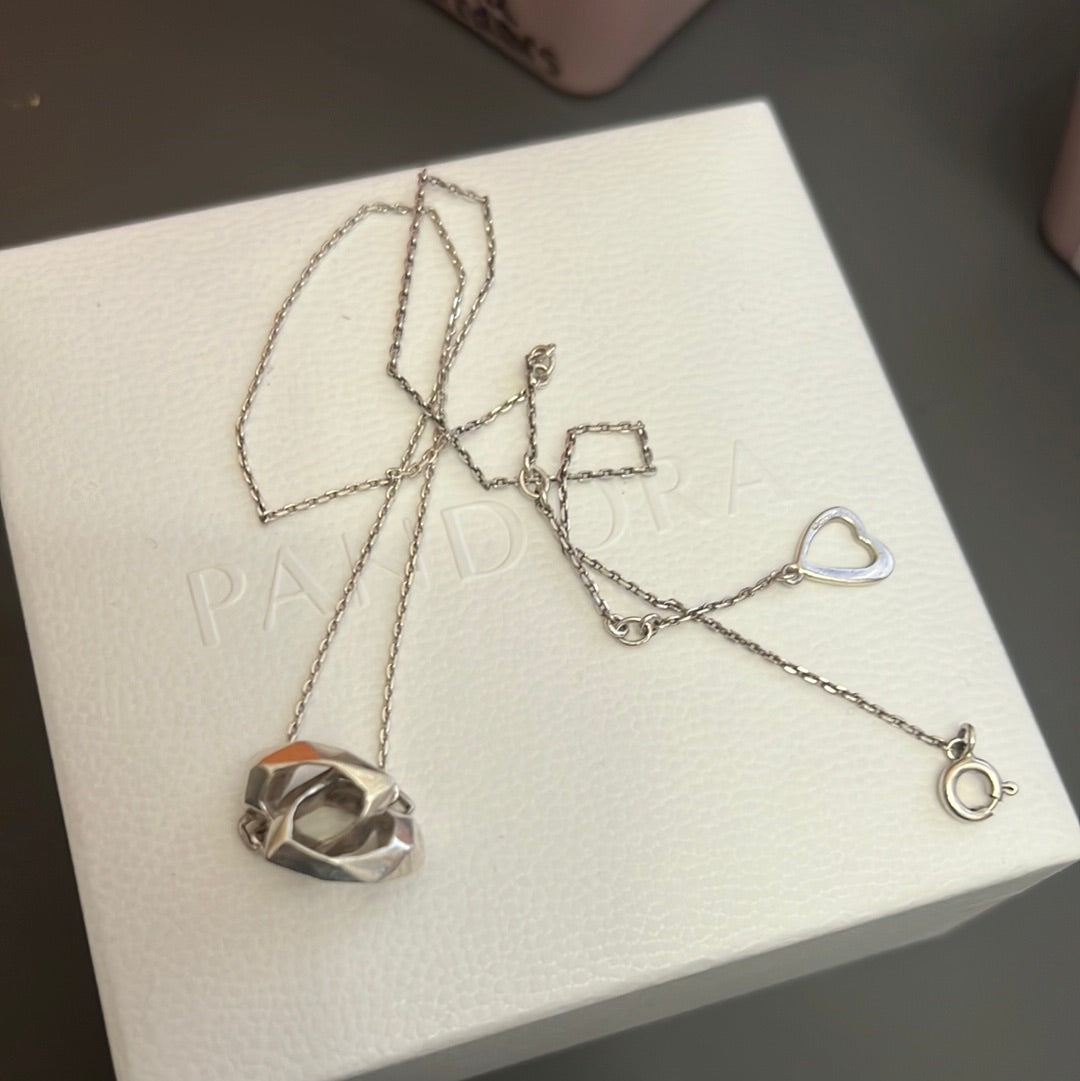 Genuine Links of London Heart Handcuff Necklace
