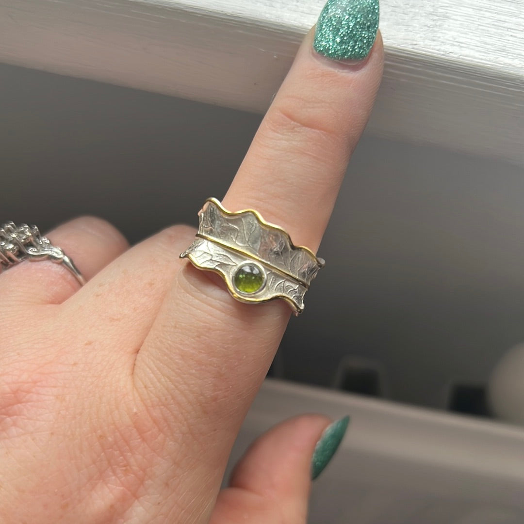 Sterling Silver Green Stoned Enamel Leaf Ring Open Size 58