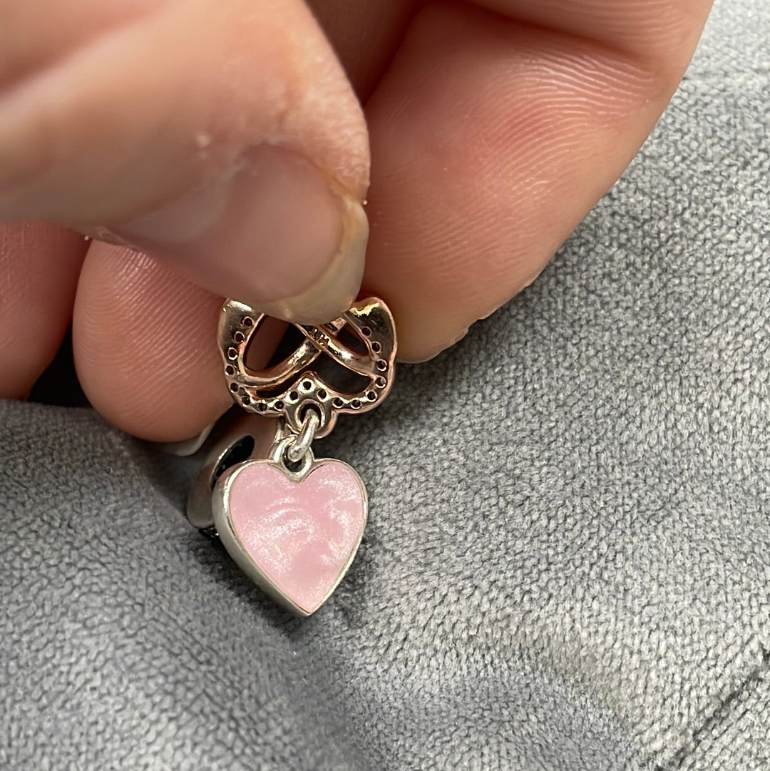 Genuine Pandora Rose Gold Infinity Pave Infinity Heart With Pink Enamel Background