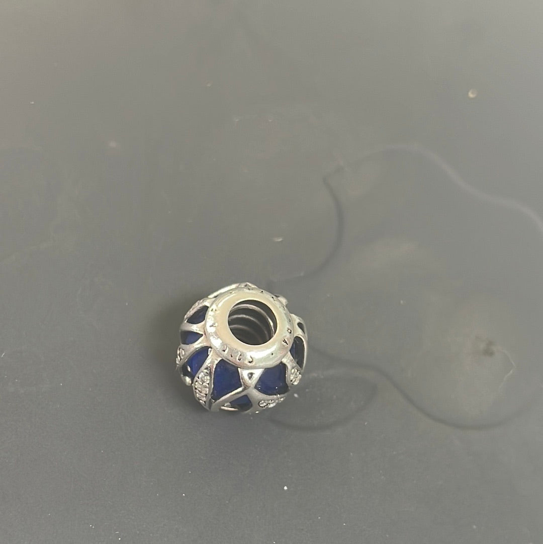 Genuine Pandora Encased In Leaves Blue sold as one