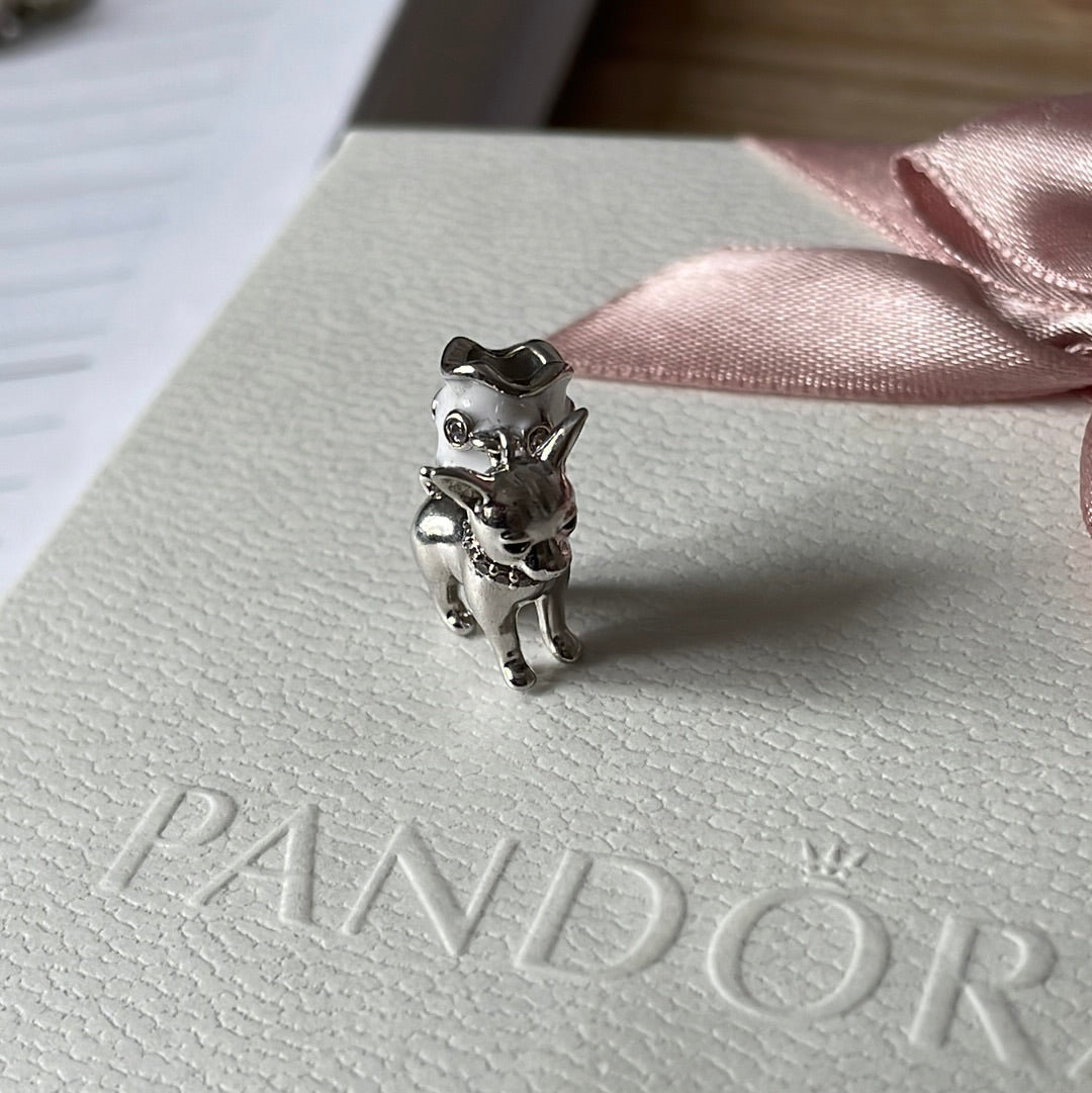Genuine Gnoce Chihuahua Dog Dangle Charm BN