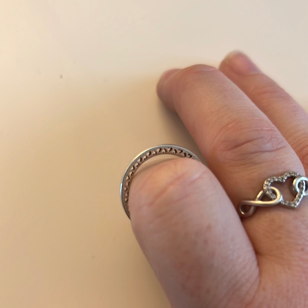 Genuine Pandora Radiant Hearts Ring Plain
