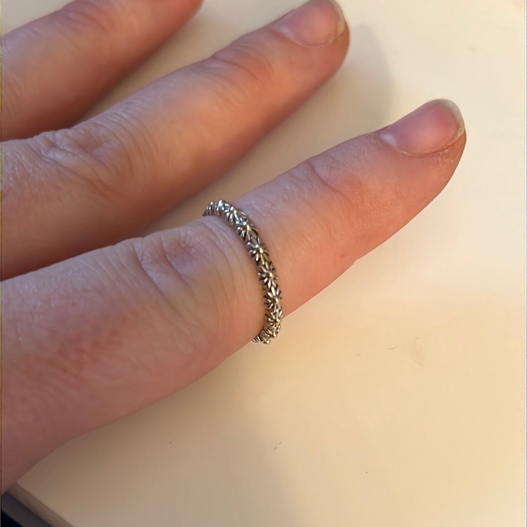 Daisy London Sterling Silver Ring size 52
