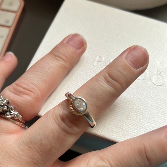 Pandora VERY RARE Vintage Clear Stone Ring Rare with 14K Twisted Gold Hoop Circle 52