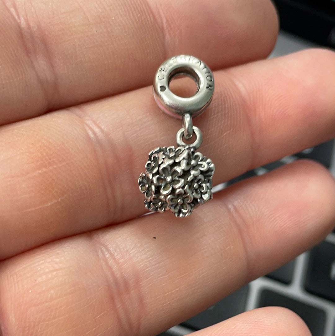 Genuine Pandora RARE Celebration Bunch of Flowers With Pink Enamel Bow and Holder Bouquet Charm
