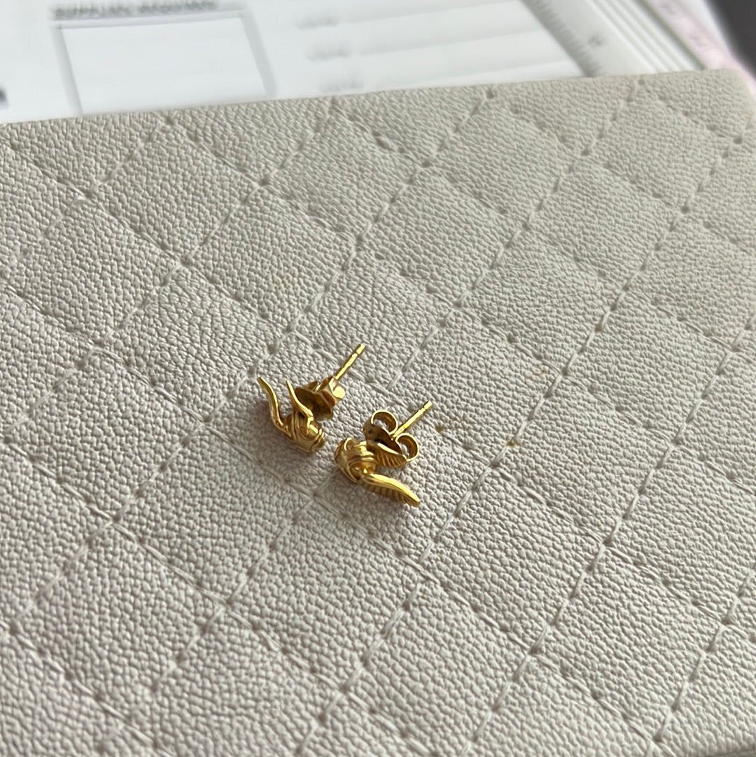 Genuine Pandora x Harry Potter Shine Golden Snitch Earrings