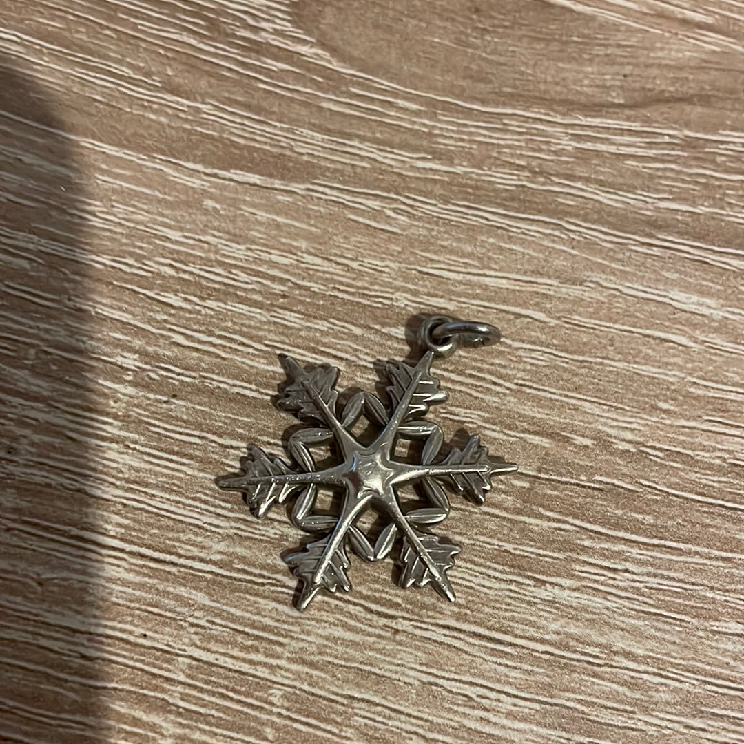 Genuine Tiffany & CO Sterling Silver Snowflake Large Pendant Charm