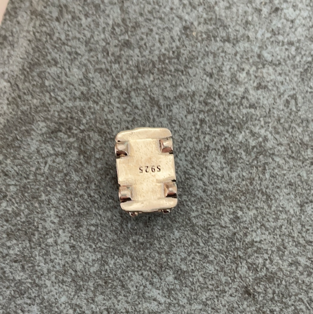 Unbranded Camper Van of Love Charm