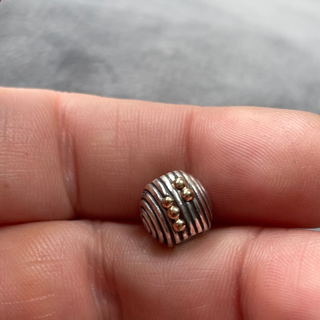 Genuine Pandora Two Tone Line and Dot Ebb and Flow HTF  Charm