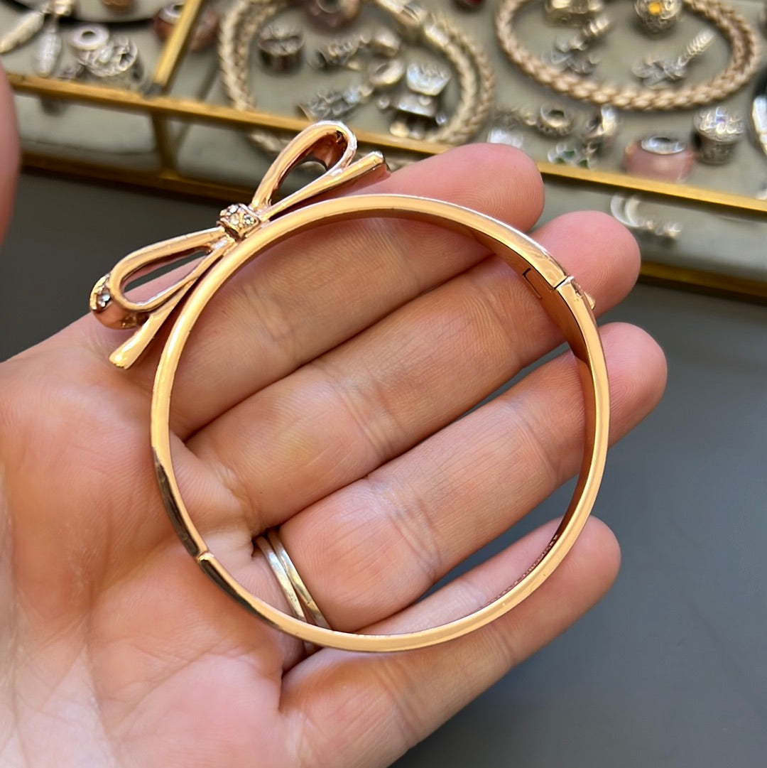 Genuine Kate Spade Beautiful Pave Rose Gold Hinged Bangle Size 18cm